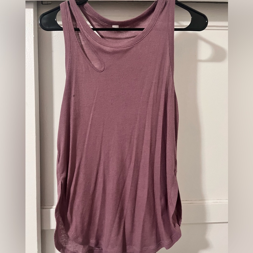 Sleeveless Mauve Top